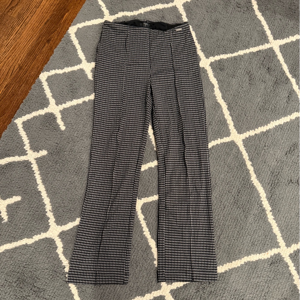 Tahari Houndstooth Pixie Work Pants - image 2
